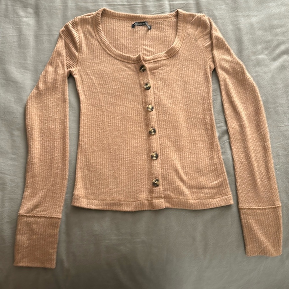 ABERCROMBIE & FITCH LONG SLEEVE